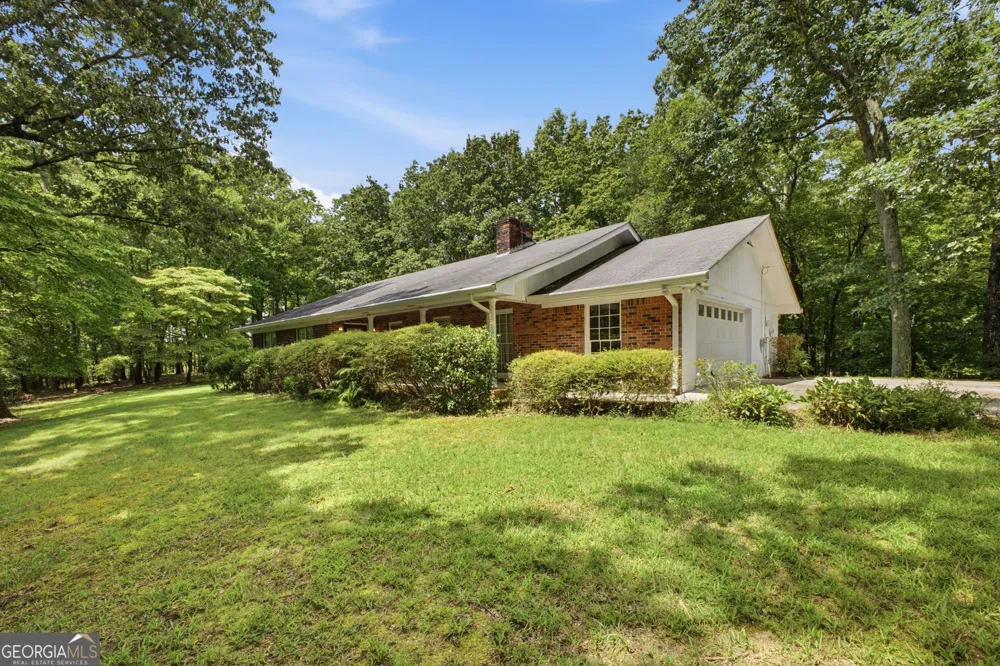 571 Frontier CIR Summerville, GA 30747