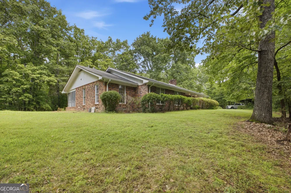 571 Frontier CIR Summerville, GA 30747