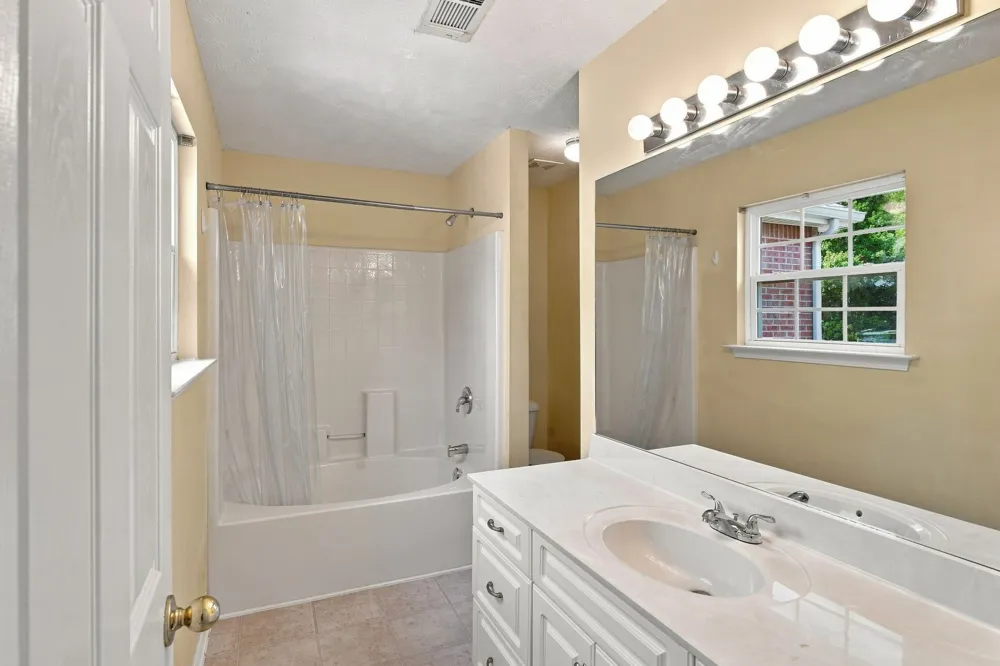 5610 Toulouse St Mount Juliet, TN 37122