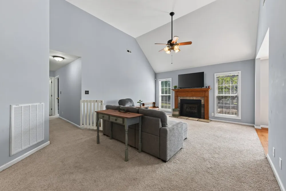 1809 Patricia Dr Clarksville, TN 37040