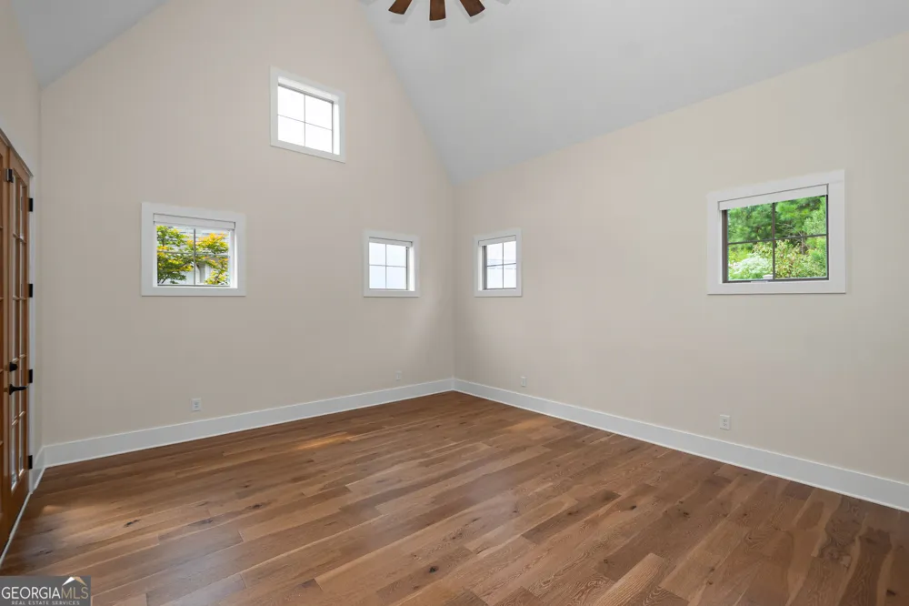 220 Arbor Garden CIR Newnan, GA 30265