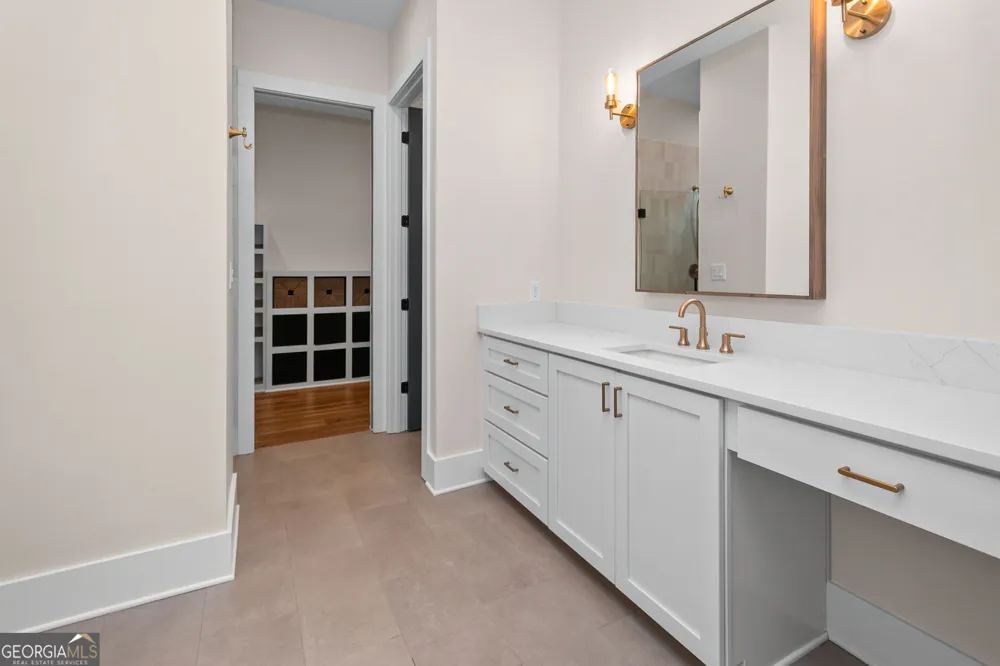 220 Arbor Garden CIR Newnan, GA 30265