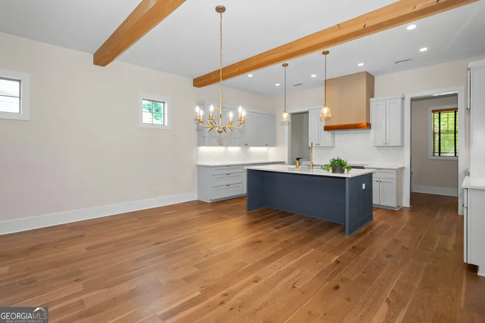 220 Arbor Garden CIR Newnan, GA 30265