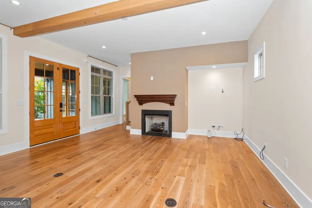 220 Arbor Garden CIR Newnan, GA 30265