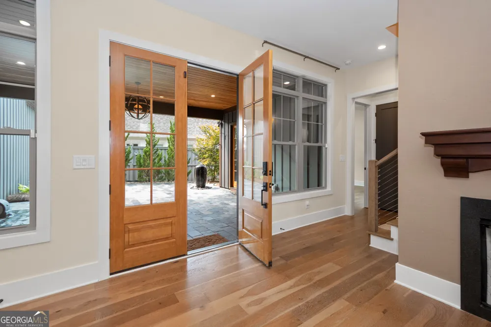 220 Arbor Garden CIR Newnan, GA 30265