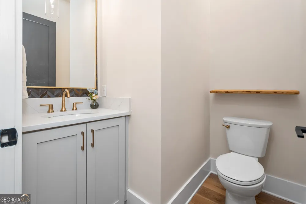 220 Arbor Garden CIR Newnan, GA 30265