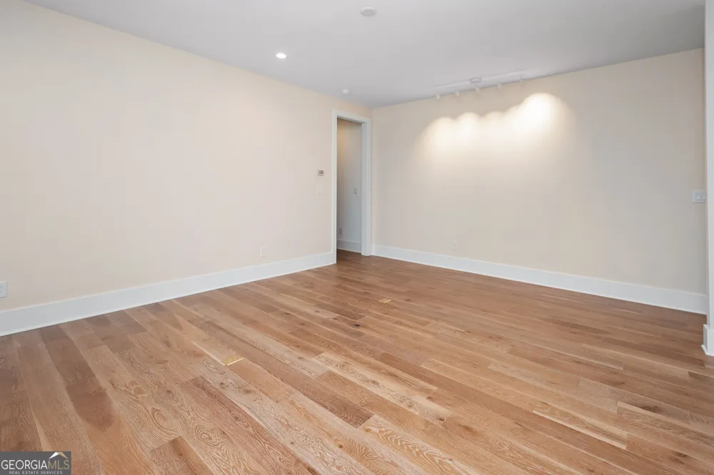 220 Arbor Garden CIR Newnan, GA 30265