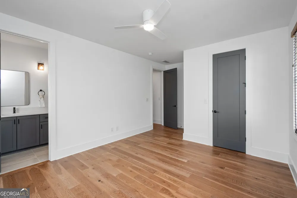 220 Arbor Garden CIR Newnan, GA 30265