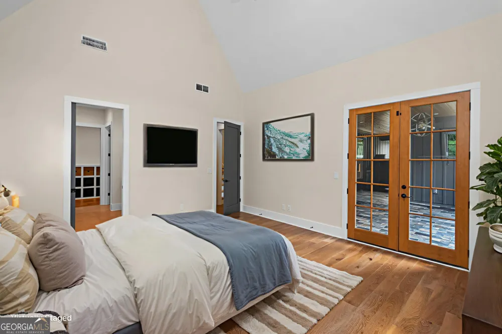 220 Arbor Garden CIR Newnan, GA 30265
