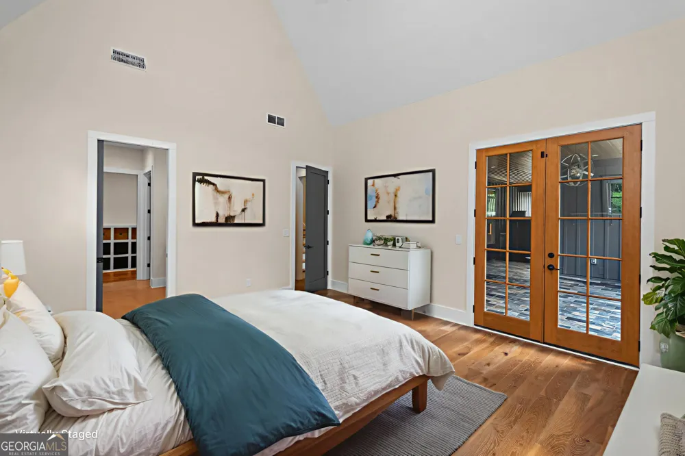 220 Arbor Garden CIR Newnan, GA 30265
