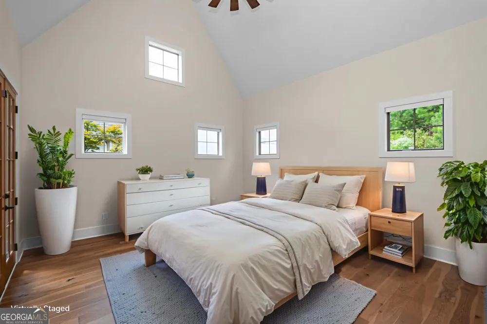 220 Arbor Garden CIR Newnan, GA 30265