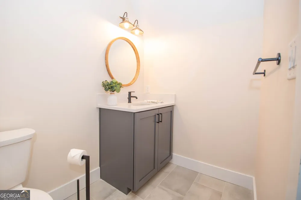 220 Arbor Garden CIR Newnan, GA 30265