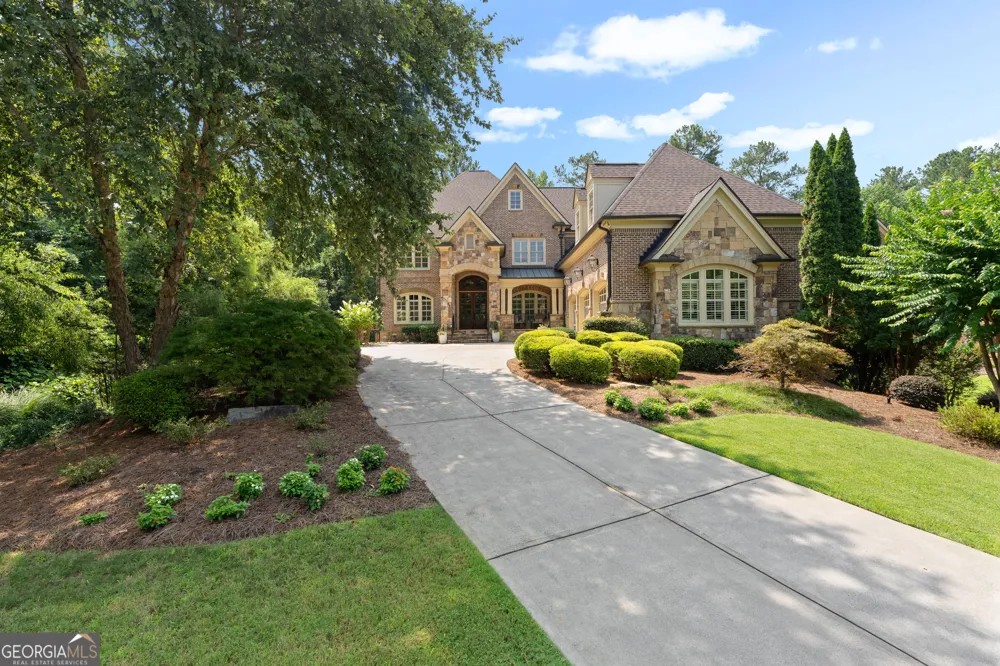 6327 Howell Cobb CT Acworth, GA 30101