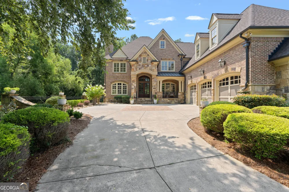 6327 Howell Cobb CT Acworth, GA 30101