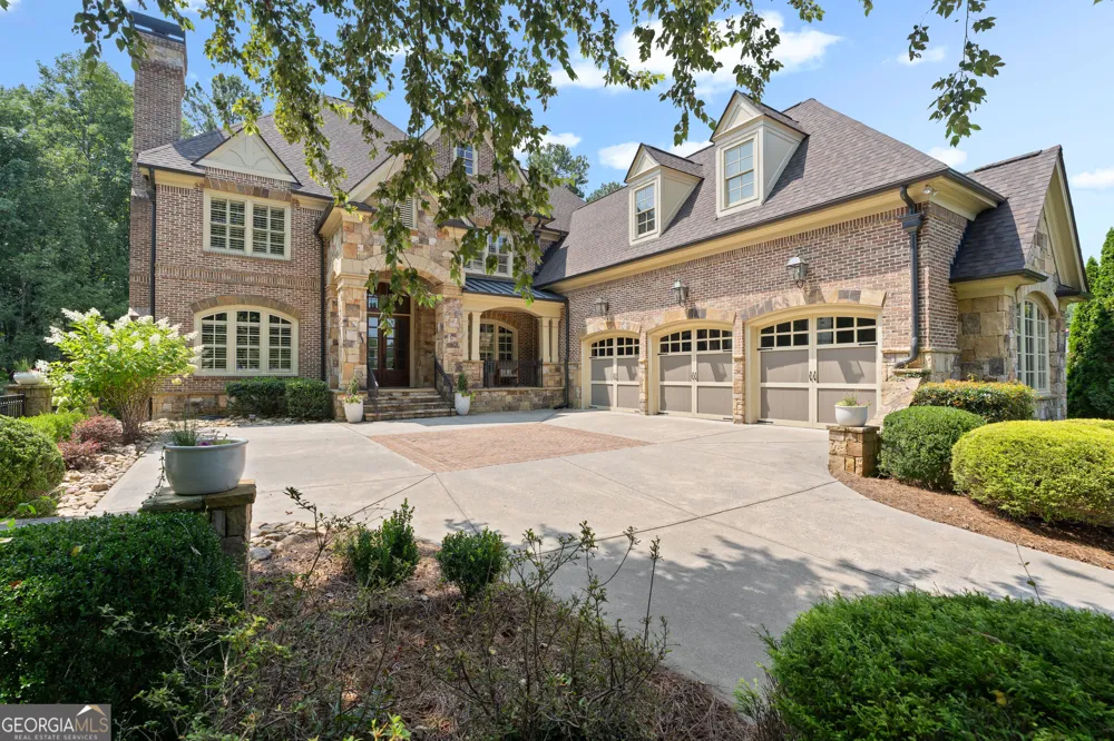 6327 Howell Cobb CT Acworth, GA 30101