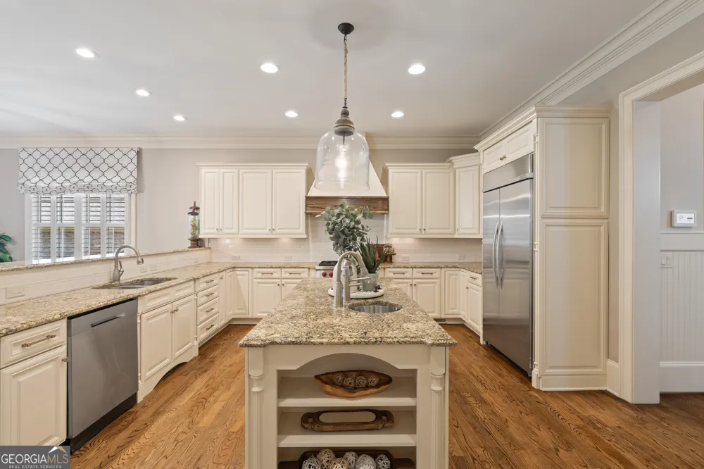 6327 Howell Cobb CT Acworth, GA 30101