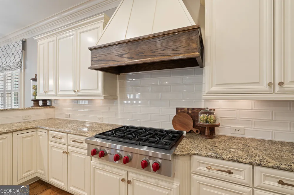 6327 Howell Cobb CT Acworth, GA 30101