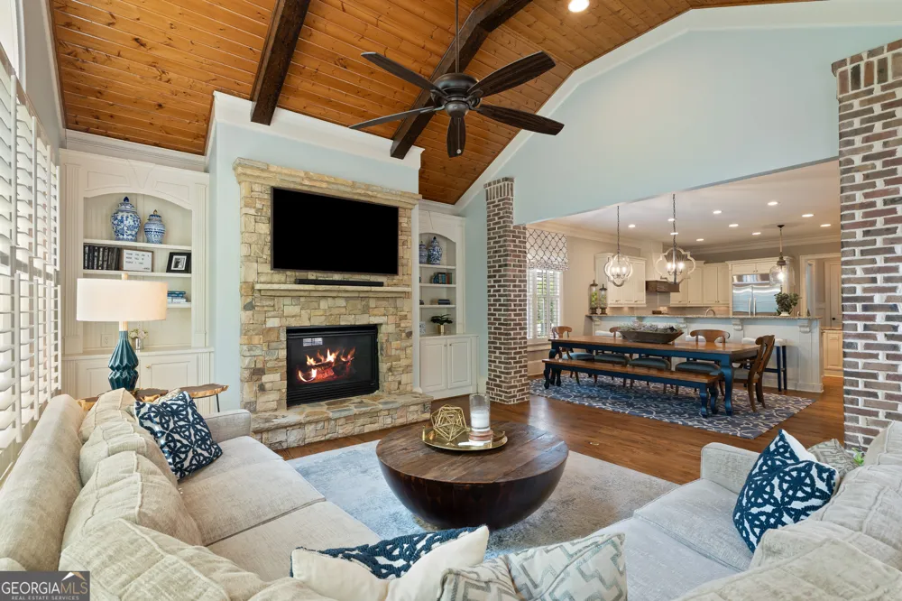 6327 Howell Cobb CT Acworth, GA 30101