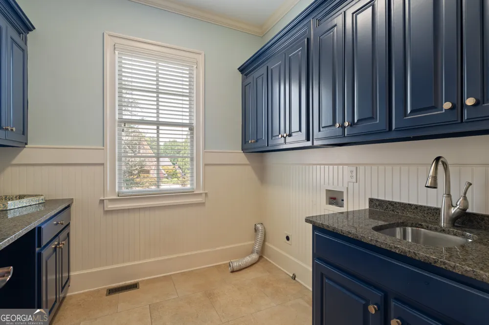 6327 Howell Cobb CT Acworth, GA 30101