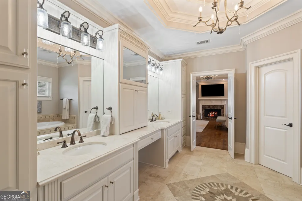 6327 Howell Cobb CT Acworth, GA 30101