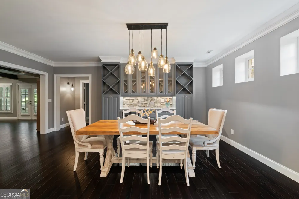 6327 Howell Cobb CT Acworth, GA 30101