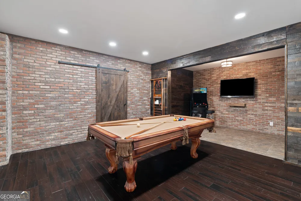 6327 Howell Cobb CT Acworth, GA 30101