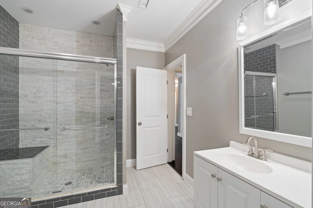 6327 Howell Cobb CT Acworth, GA 30101