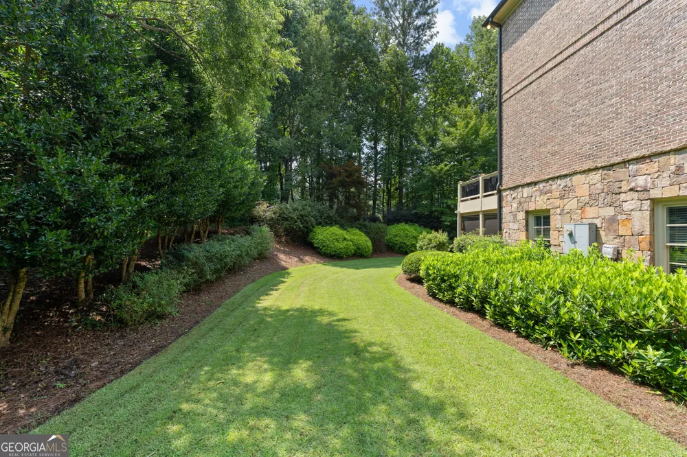 6327 Howell Cobb CT Acworth, GA 30101