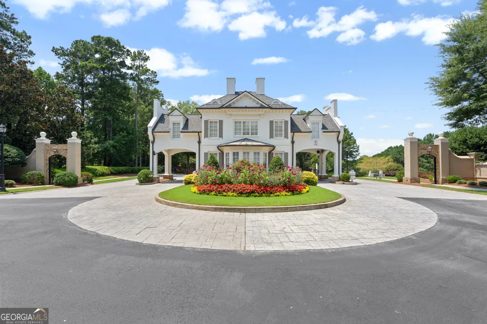 6327 Howell Cobb CT Acworth, GA 30101