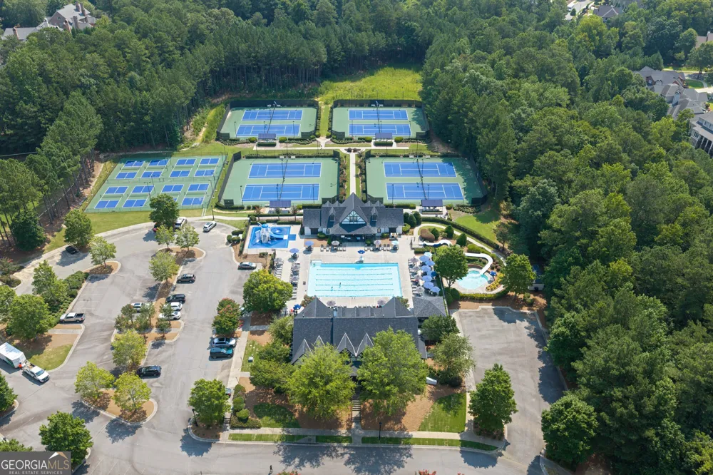 6327 Howell Cobb CT Acworth, GA 30101