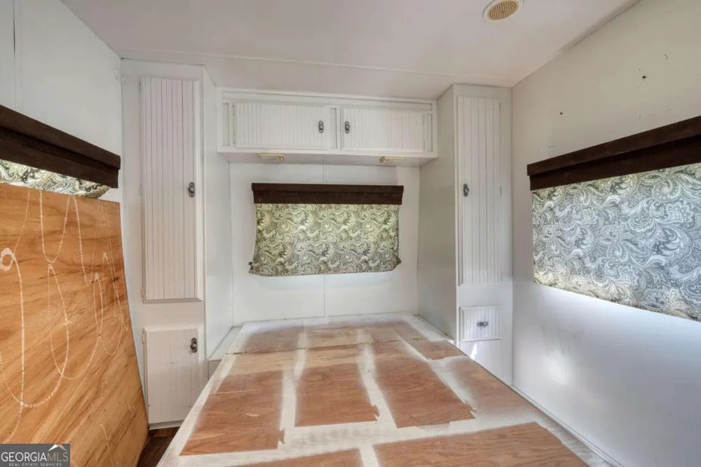 4353 Riverbank RUN Hiawassee, GA 30546