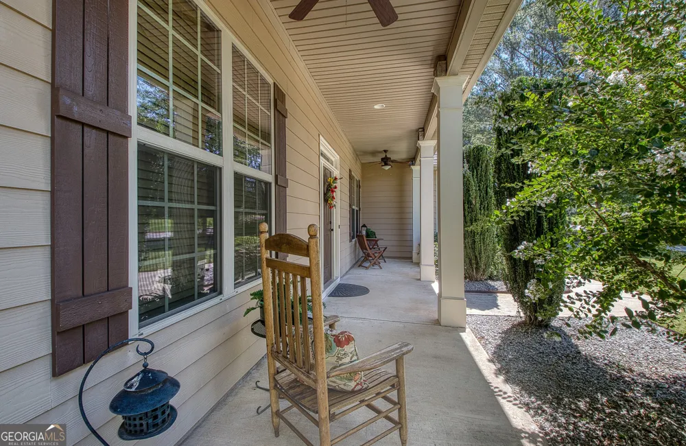 374 Austin Storey CIR Newnan, GA 30263