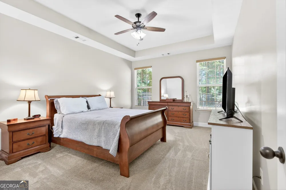 374 Austin Storey CIR Newnan, GA 30263