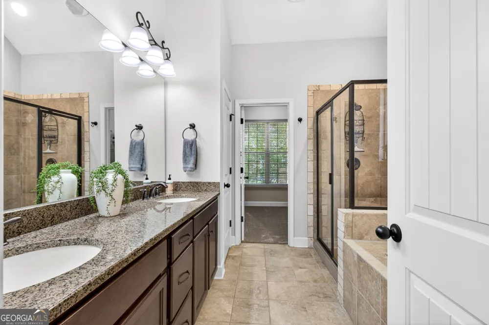 374 Austin Storey CIR Newnan, GA 30263