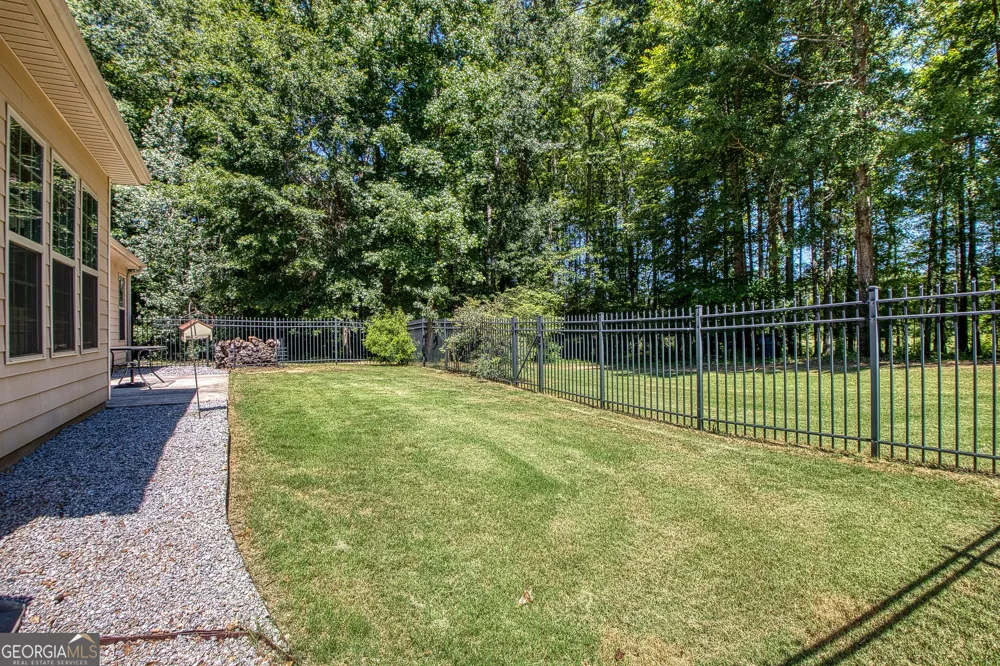 374 Austin Storey CIR Newnan, GA 30263