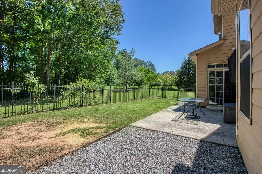 374 Austin Storey CIR Newnan, GA 30263