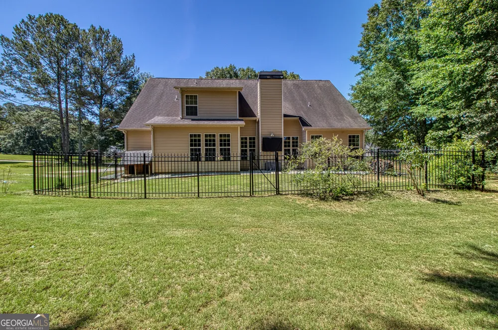 374 Austin Storey CIR Newnan, GA 30263