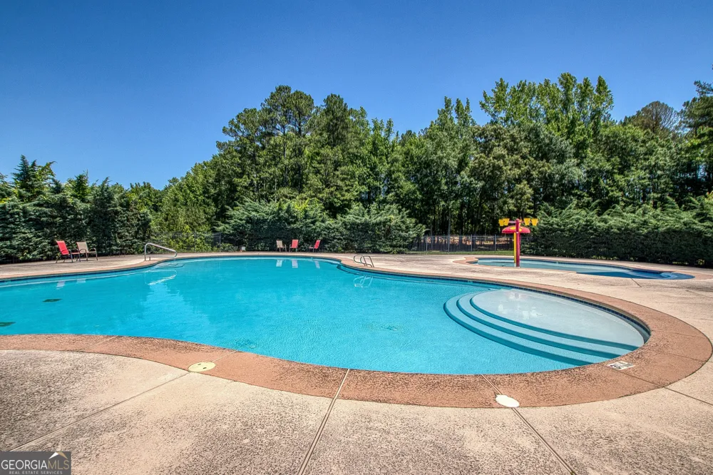 374 Austin Storey CIR Newnan, GA 30263