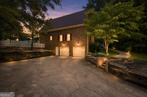 3190 Hampton Ridge WAY