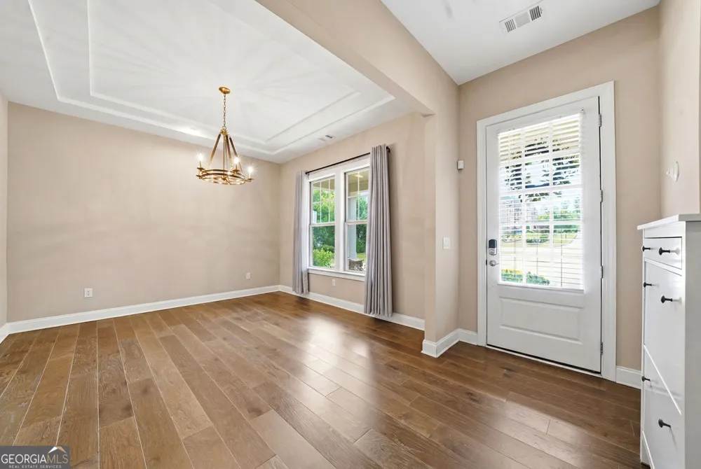 4020 Claiborne Farm RD Suwanee, GA 30024