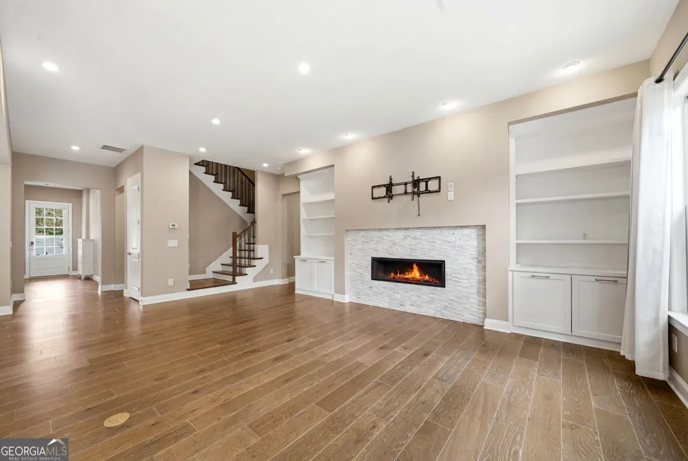 4020 Claiborne Farm RD Suwanee, GA 30024