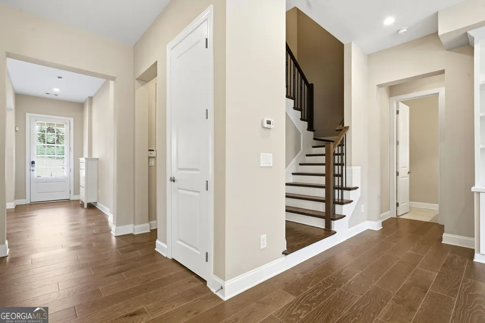 4020 Claiborne Farm RD Suwanee, GA 30024