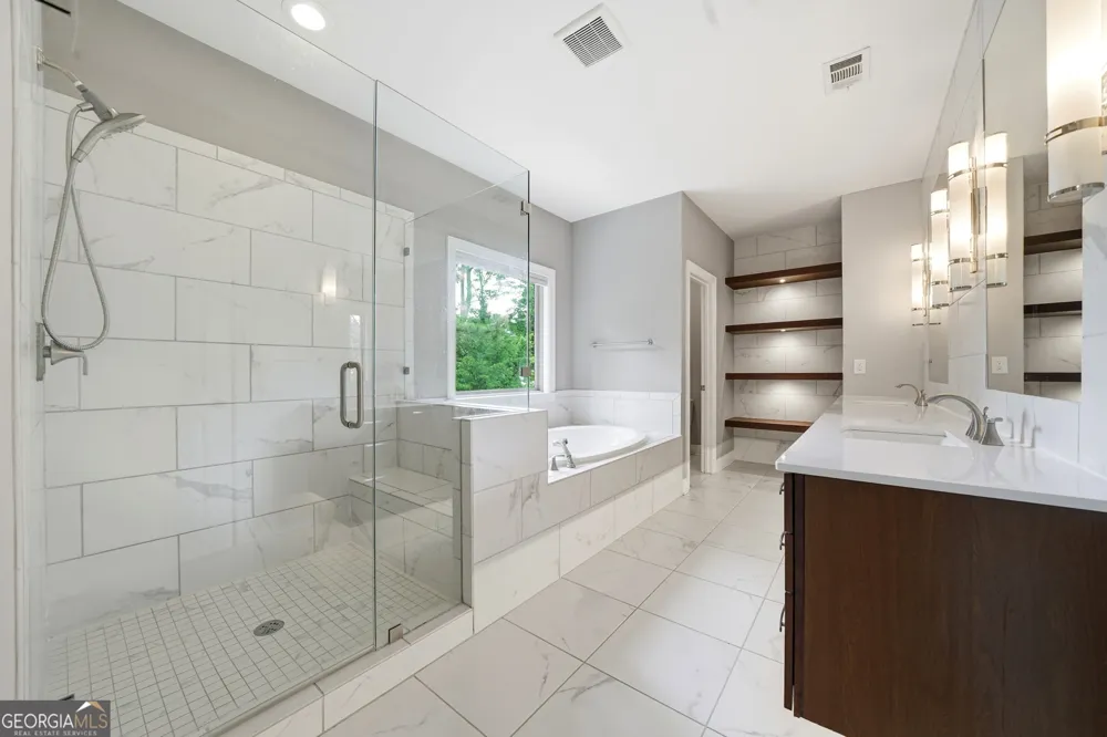 4020 Claiborne Farm RD Suwanee, GA 30024