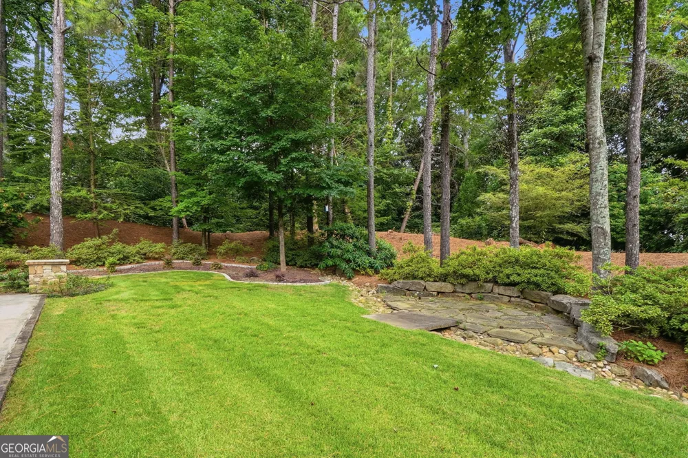 4020 Claiborne Farm RD Suwanee, GA 30024