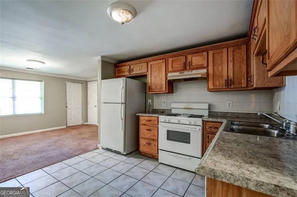 2005 Spink ST NW Atlanta, GA 30318