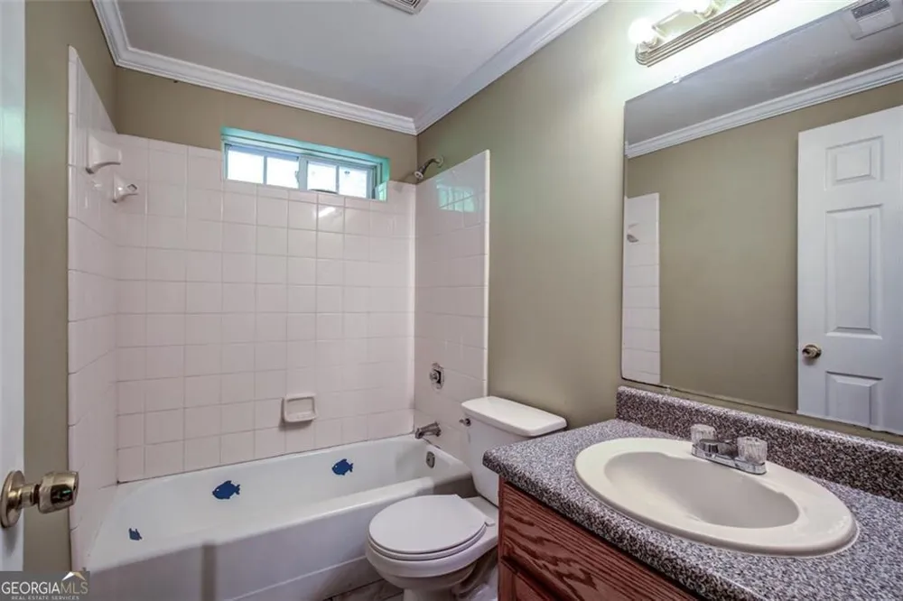 2005 Spink ST NW Atlanta, GA 30318