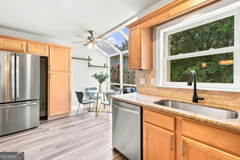 44 Mount Vernon CIR Sandy Springs, GA 30338