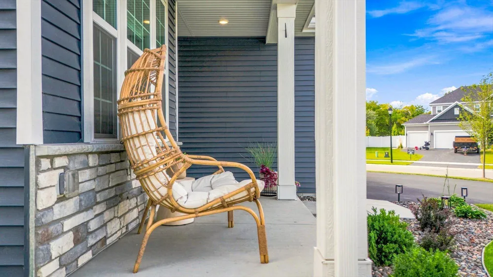 4949 Obsidian Way Victoria, MN 55386