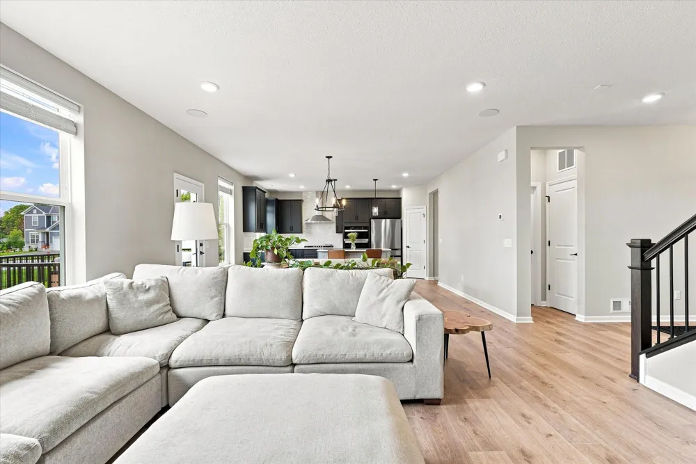 4949 Obsidian Way Victoria, MN 55386