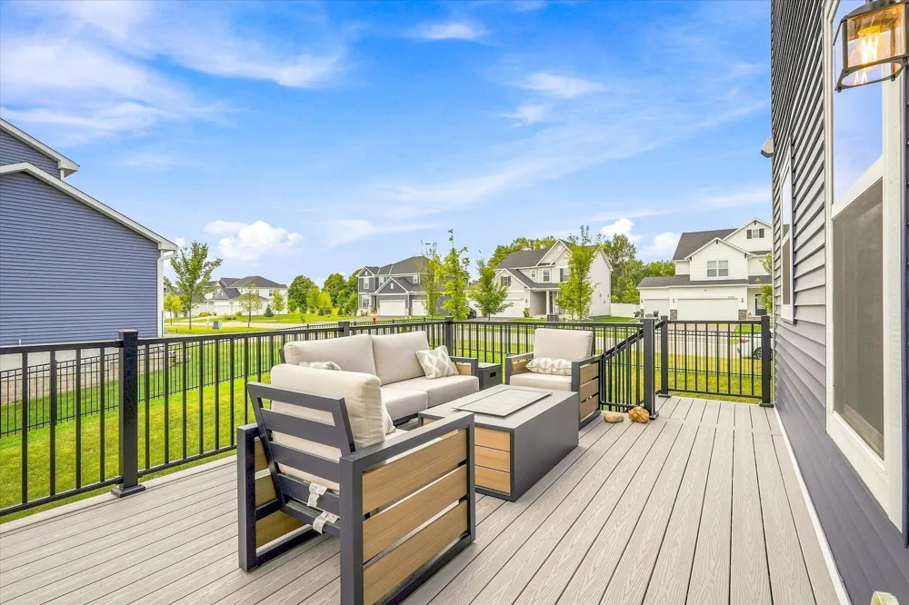 4949 Obsidian Way Victoria, MN 55386